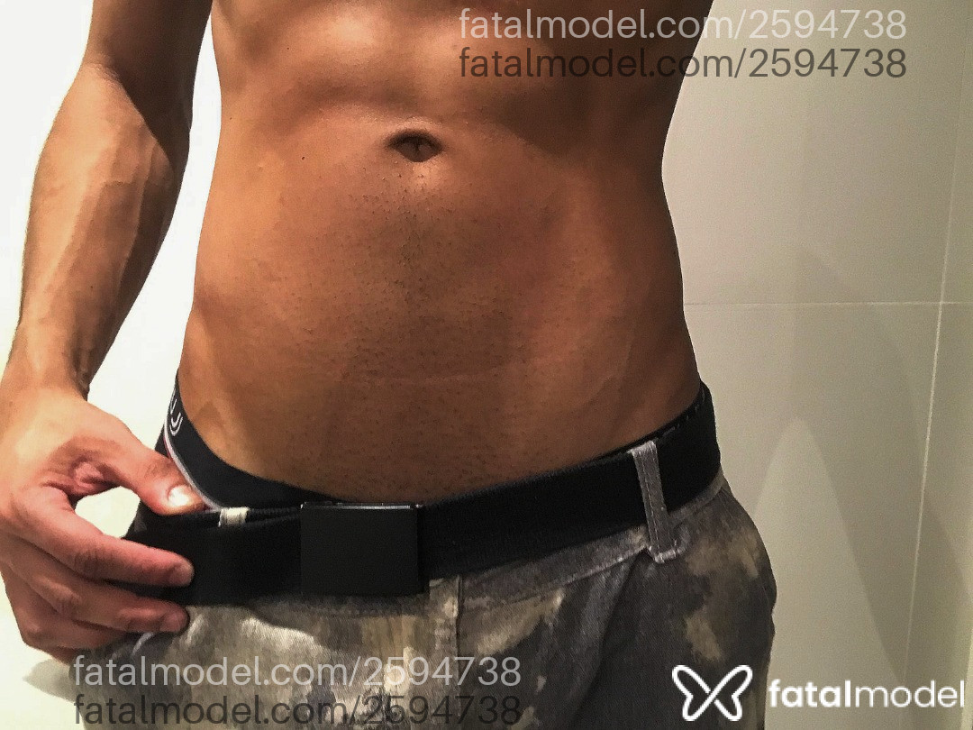 Acompanhante homem morena (o) de olhos pretos em São Paulo - Heitor