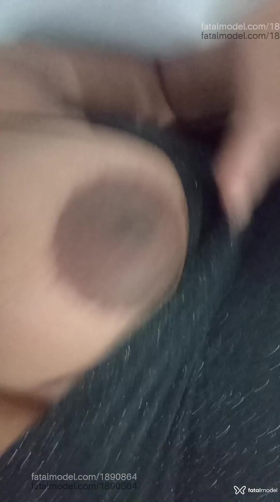 Acompanhante mulher morena (o) de olhos castanhos em Guarulhos Acompanhante mulher morena (o) de olhos castanhos em Guarulhos - Mikaely