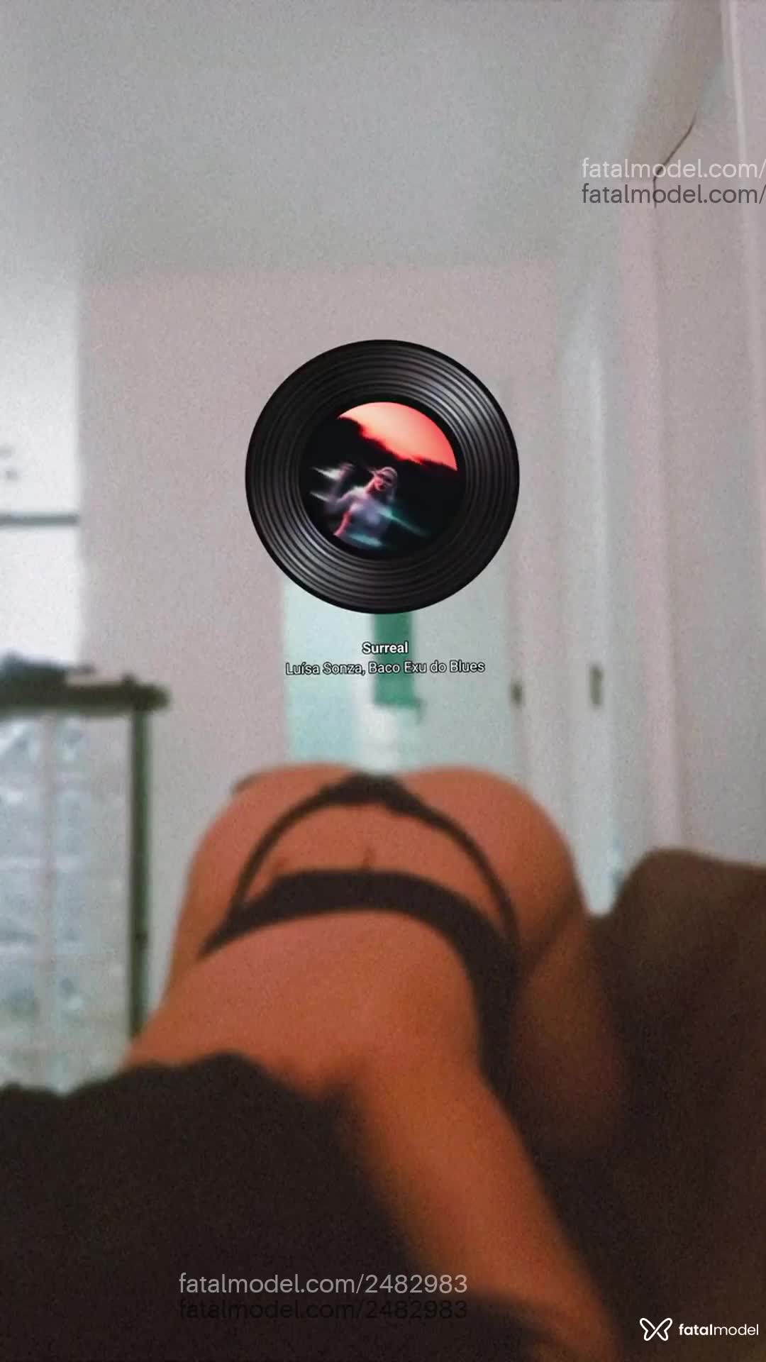 Acompanhante mulher morena (o) de olhos castanhos - Brenda