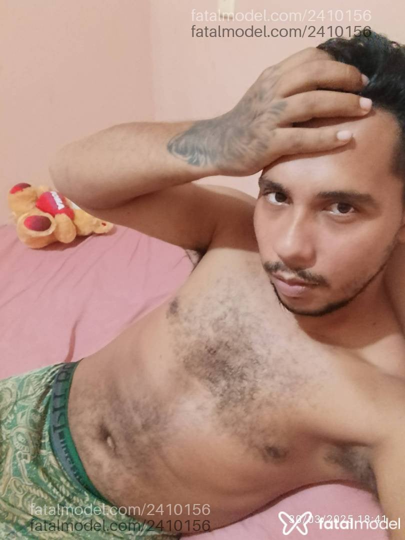 Acompanhante homem morena (o) de olhos castanhos em Belém - Aventuras