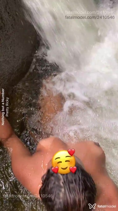 Acompanhante mulher morena (o) de olhos castanhos em Sorocaba Acompanhante mulher morena (o) de olhos castanhos em Sorocaba - Catharine Ferraz