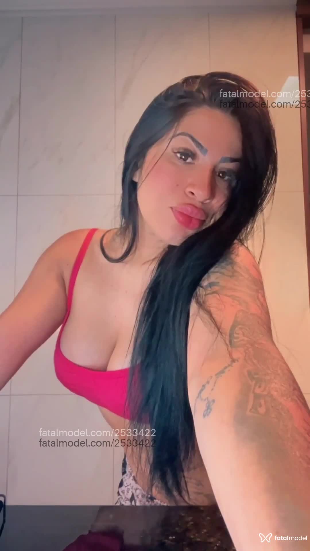 Acompanhante mulher morena (o) de olhos pretos em União da Vitória - Larissa Dias