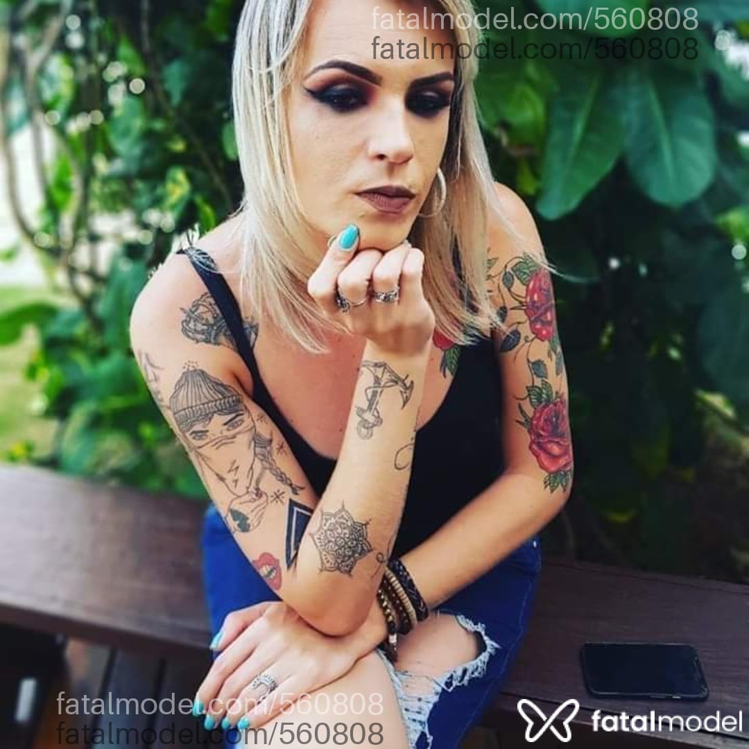 Acompanhante mulher trans loira (o) de olhos mel em Atibaia Acompanhante mulher trans loira (o) de olhos mel em Atibaia - Renata Vogue