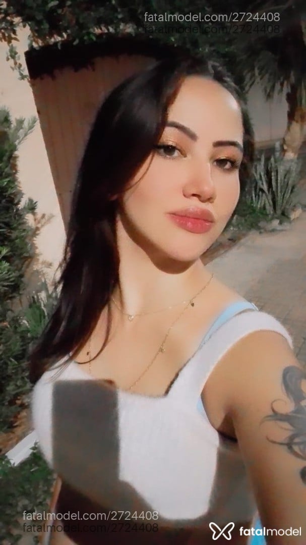 Acompanhante mulher morena (o) de olhos mel em Araraquara Acompanhante mulher morena (o) de olhos mel em Araraquara - Cereginha