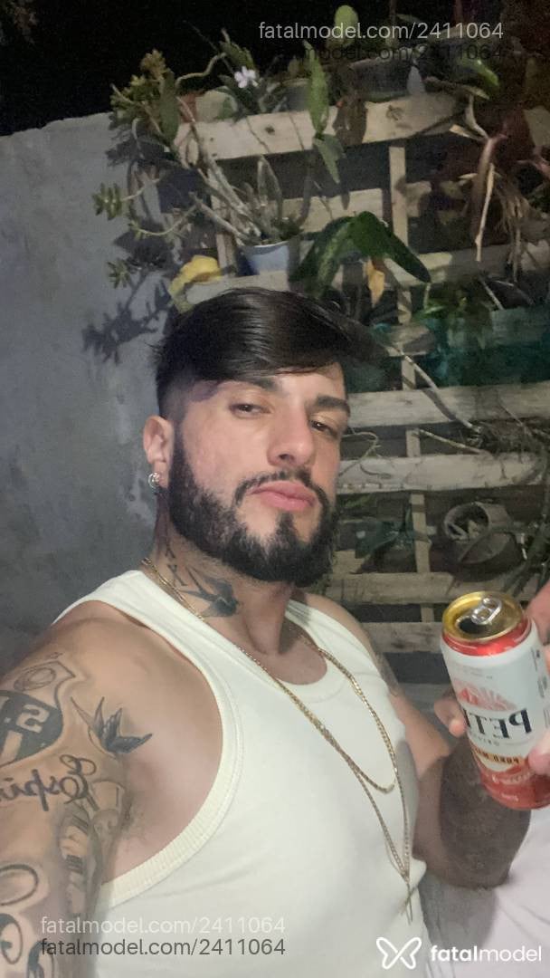 Acompanhante homem com cabelo castanho de olhos castanhos em Rio de Janeiro - Gabriel Castro