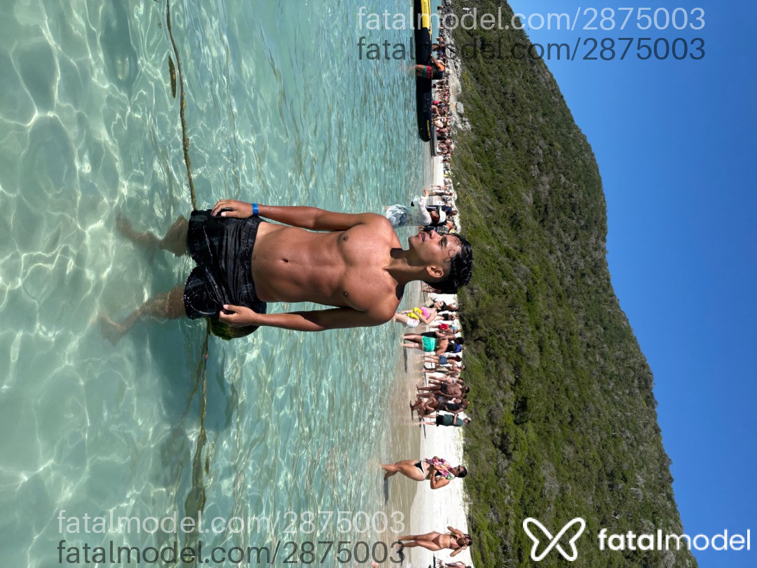 Acompanhante homem com cabelo castanho de olhos castanhos - Yurxxx Acompanhante homem com cabelo castanho de olhos castanhos - Yurxxx