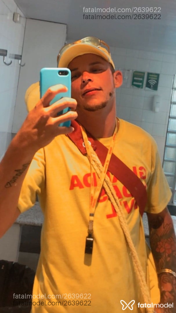 Acompanhante homem loira (o) de olhos azuis em Belo Horizonte - Gladin
