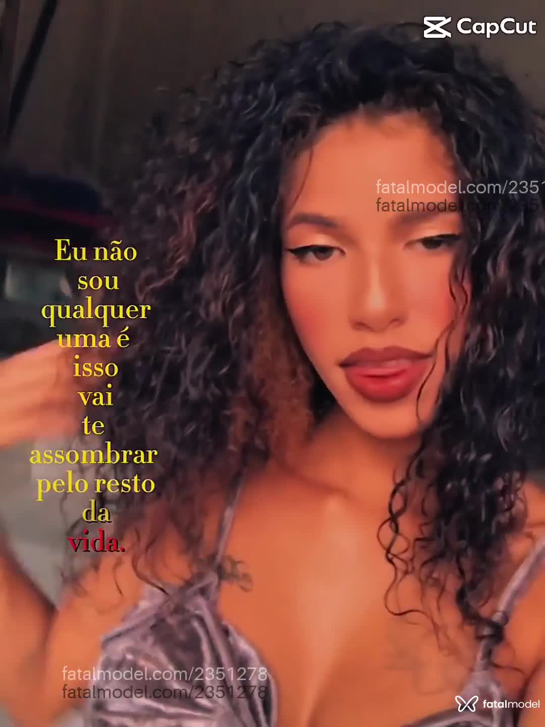 Acompanhante mulher com cabelo castanho de olhos castanhos em São Luís - Adrielly