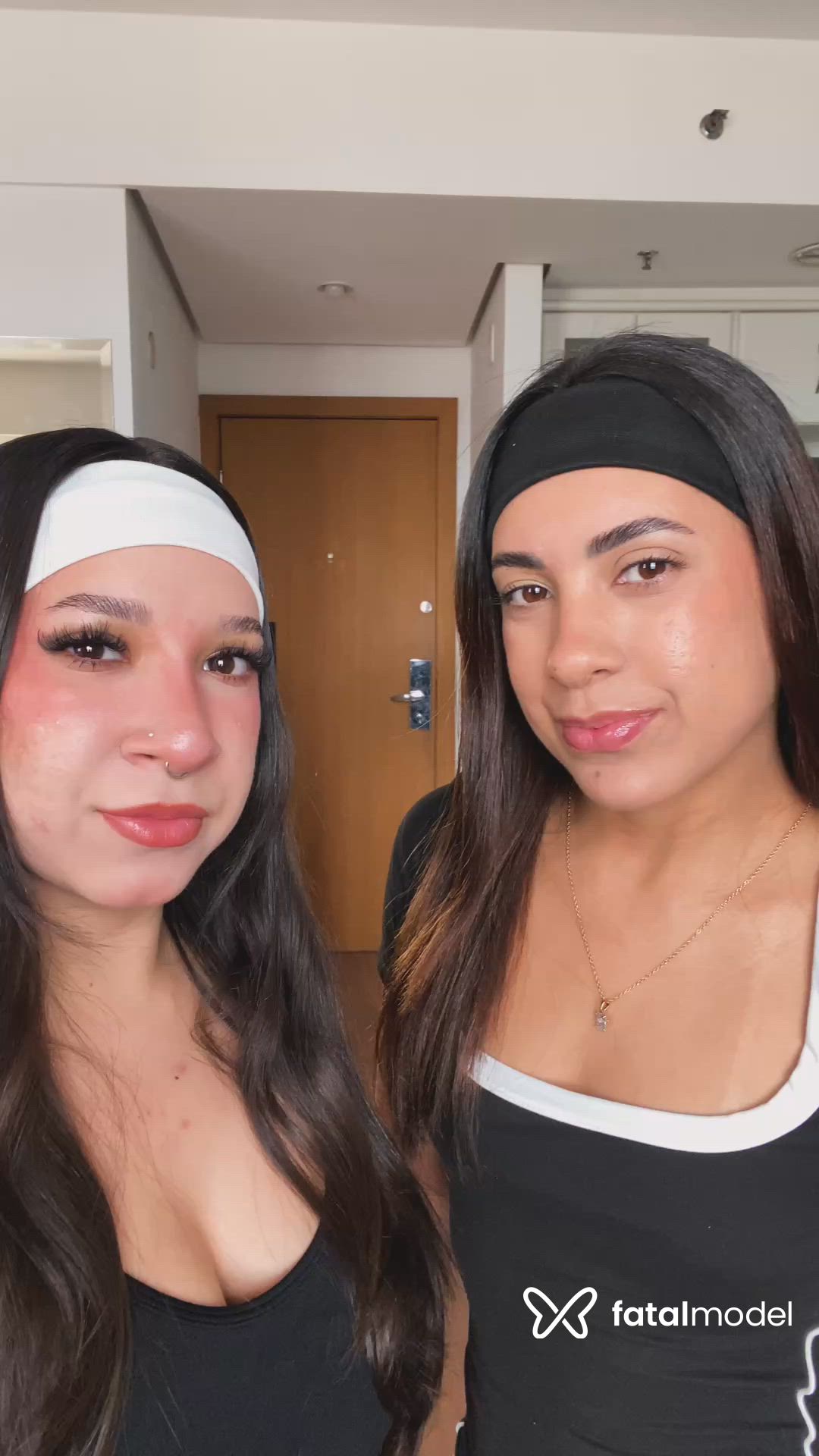 Acompanhante mulher com cabelo castanho de olhos castanhos - Vick Miller