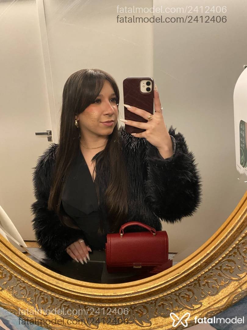 Acompanhante mulher com cabelo castanho de olhos castanhos - Vick Miller