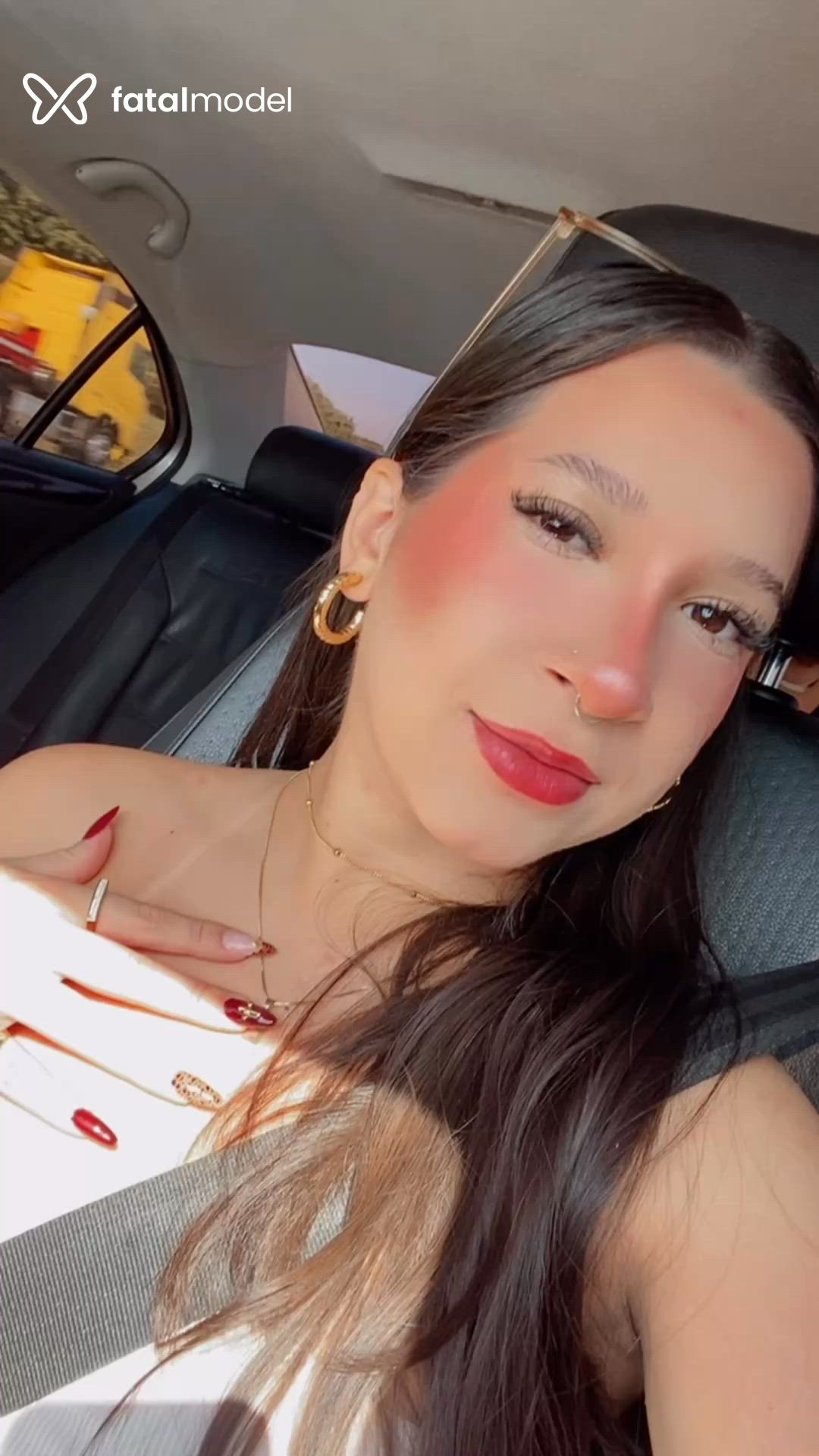 Acompanhante mulher com cabelo castanho de olhos castanhos em São João da Boa Vista Acompanhante mulher com cabelo castanho de olhos castanhos em São João da Boa Vista - Vick Miller