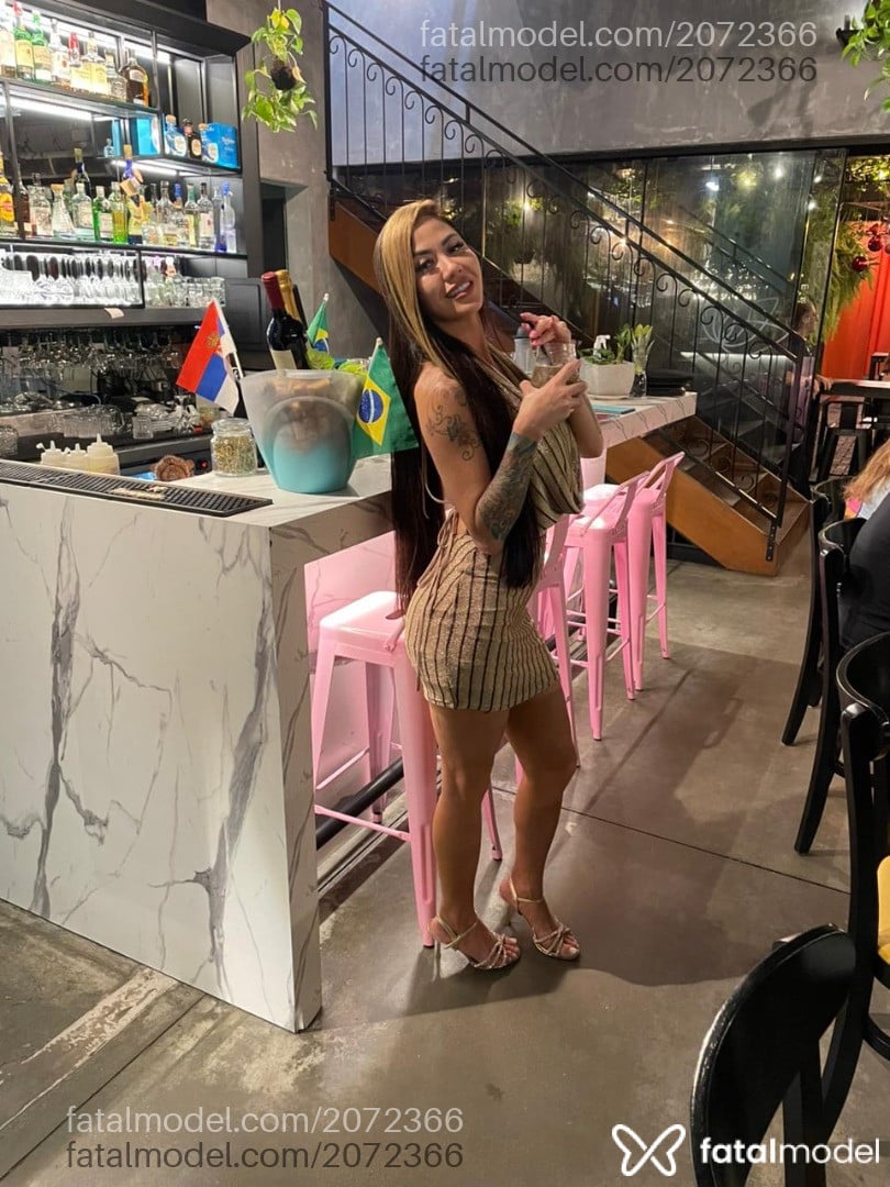 Acompanhante mulher morena (o) de olhos castanhos em Curitiba Acompanhante mulher morena (o) de olhos castanhos em Curitiba - Akemy