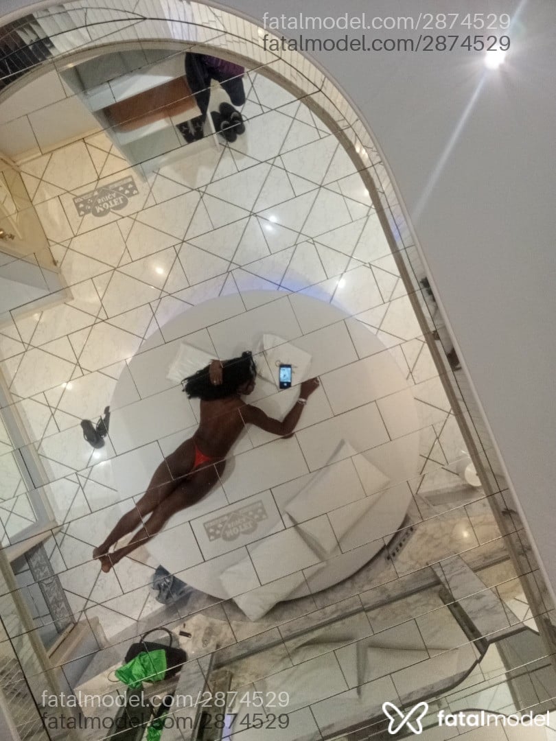 Acompanhante mulher trans morena (o) de olhos pretos em Palhoça Acompanhante mulher trans morena (o) de olhos pretos em Palhoça - Pérola Negra