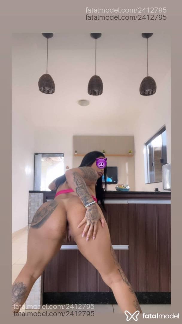 Acompanhante mulher morena (o) de olhos castanhos - Tifanny Acompanhante mulher morena (o) de olhos castanhos - Tifanny