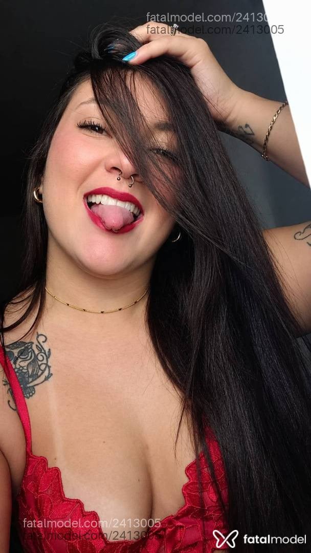 Acompanhante mulher morena (o) de olhos castanhos - Bia Santos