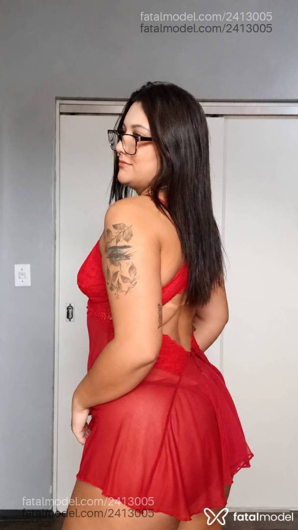 Acompanhante mulher morena (o) de olhos castanhos - Bia Santos