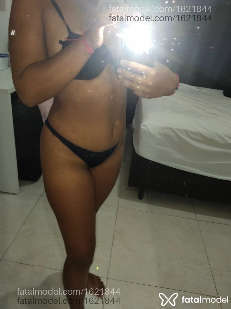Acompanhante mulher morena (o) de olhos pretos em Sorriso - Tay ama carinho