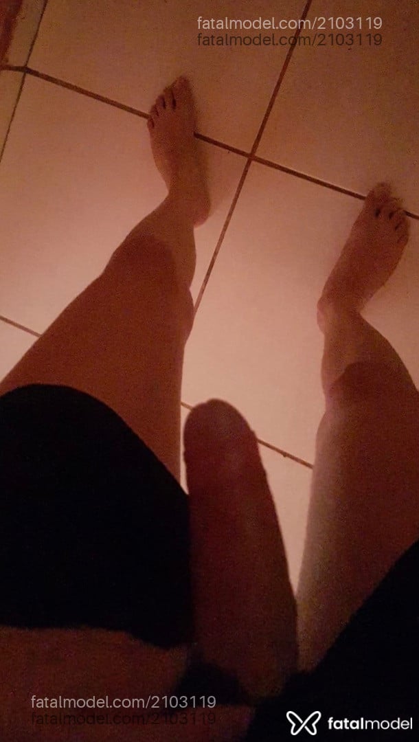 Acompanhante mulher trans com cabelo castanho de olhos azuis em Barretos Acompanhante mulher trans com cabelo castanho de olhos azuis em Barretos - Suzi