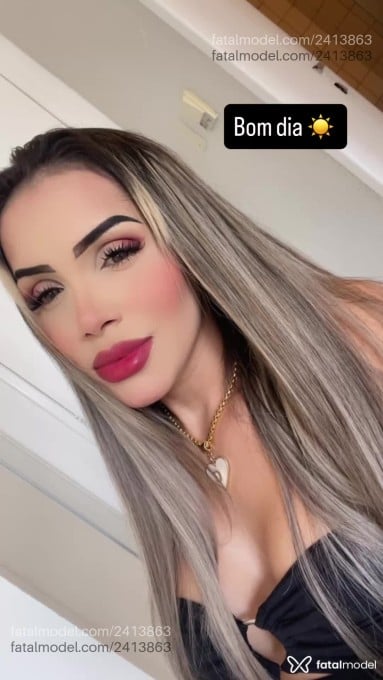 Acompanhante mulher loira (o) de olhos mel em São Luís - Carine