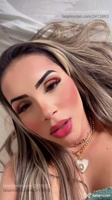Acompanhante mulher loira (o) de olhos mel em São Luís - Carine
