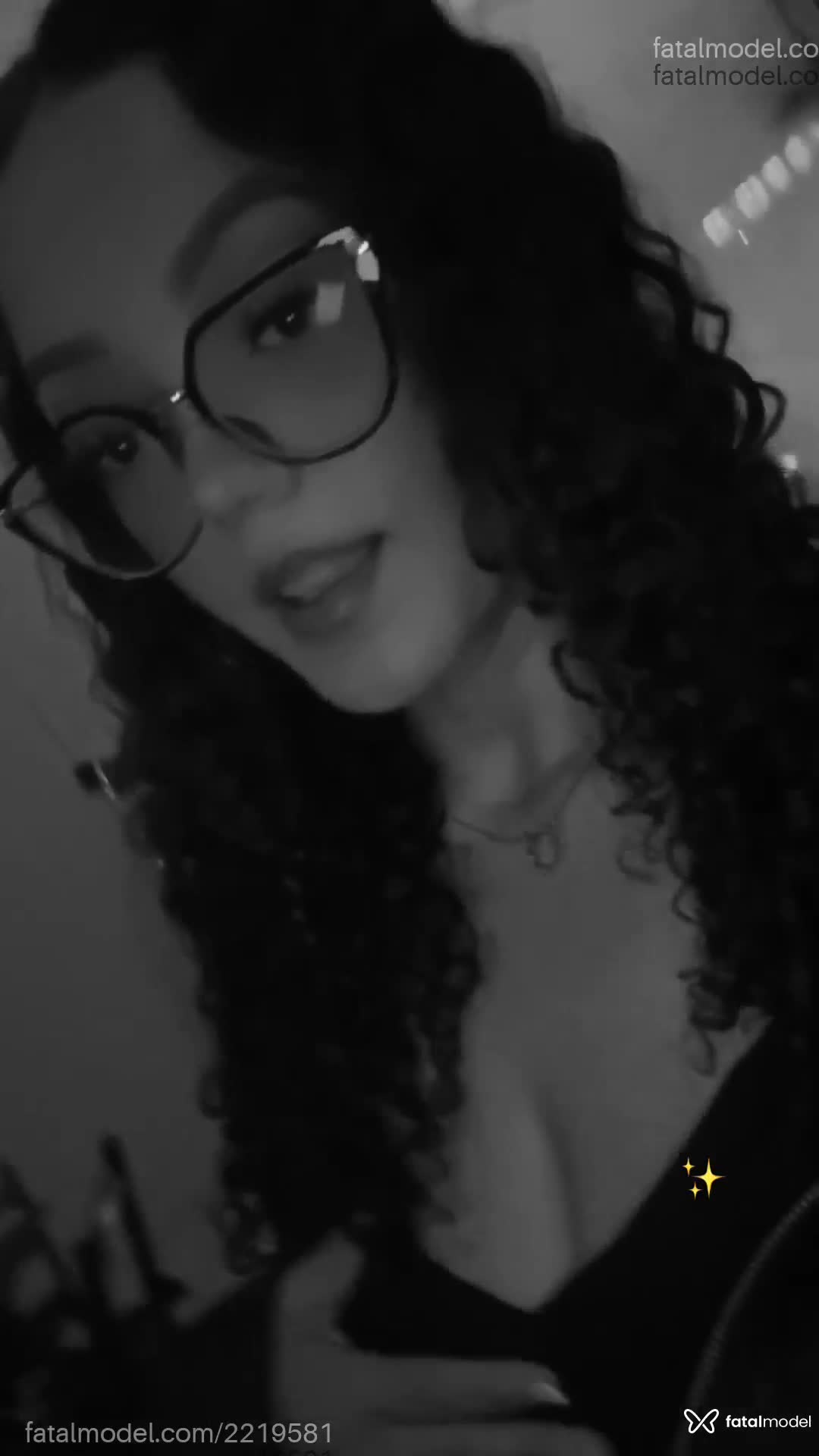Acompanhante mulher morena (o) de olhos castanhos - Lauana Acompanhante mulher morena (o) de olhos castanhos - Lauana