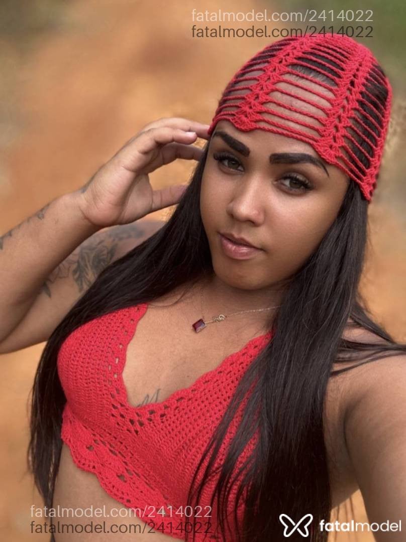 Acompanhante mulher trans ruiva (o) de olhos mel - Andressa