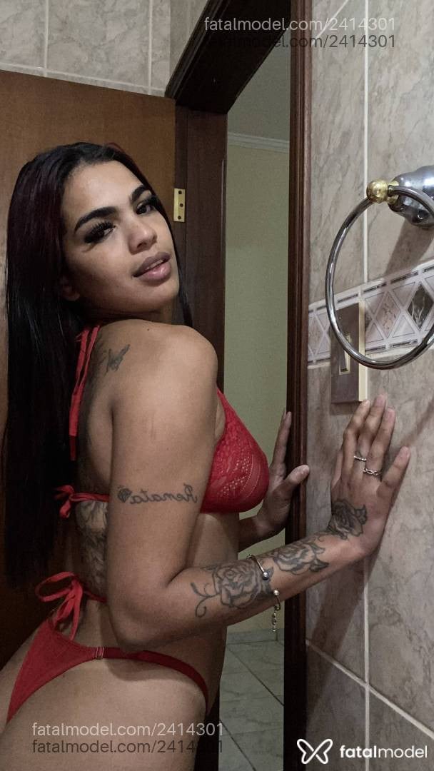Acompanhante mulher morena (o) de olhos pretos - Jully