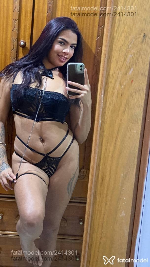 Acompanhante mulher morena (o) de olhos pretos - Jully