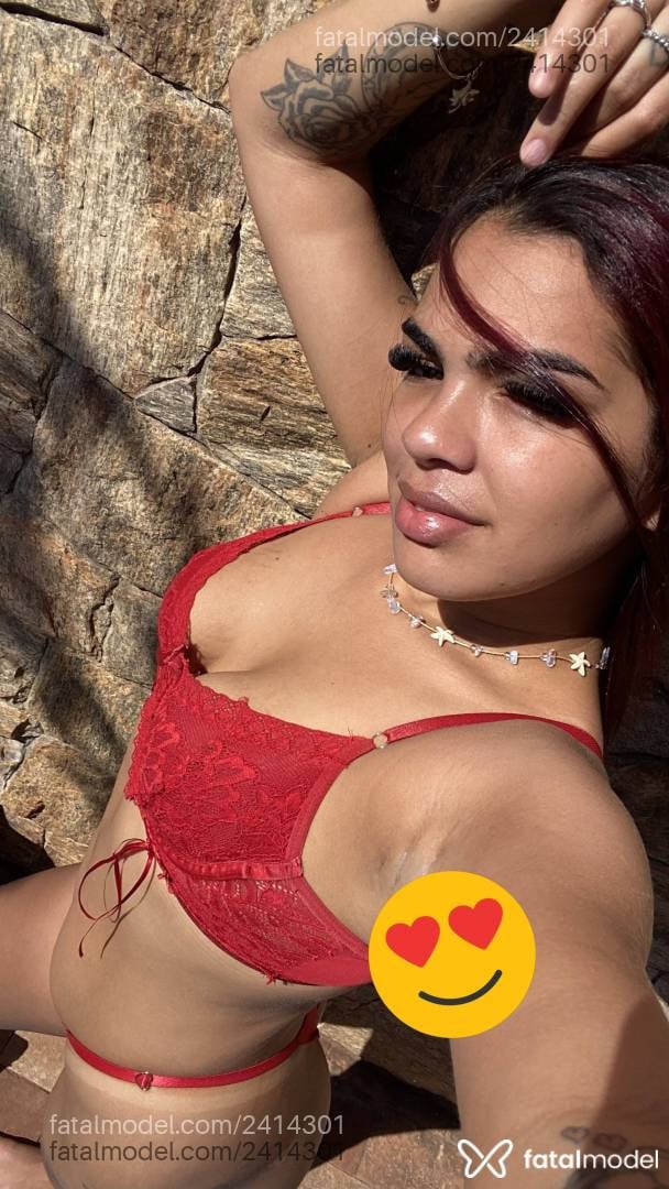 Acompanhante mulher morena (o) de olhos pretos - Jully