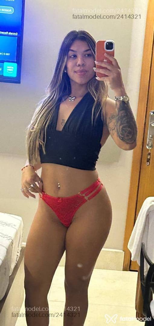 Acompanhante mulher loira (o) de olhos castanhos em Bauru - Heloa