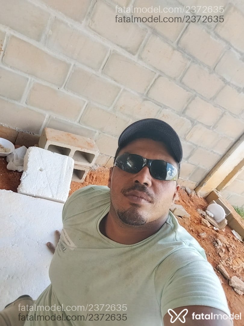 Acompanhante homem morena (o) de olhos castanhos em Sinop Acompanhante homem morena (o) de olhos castanhos em Sinop - Lupi