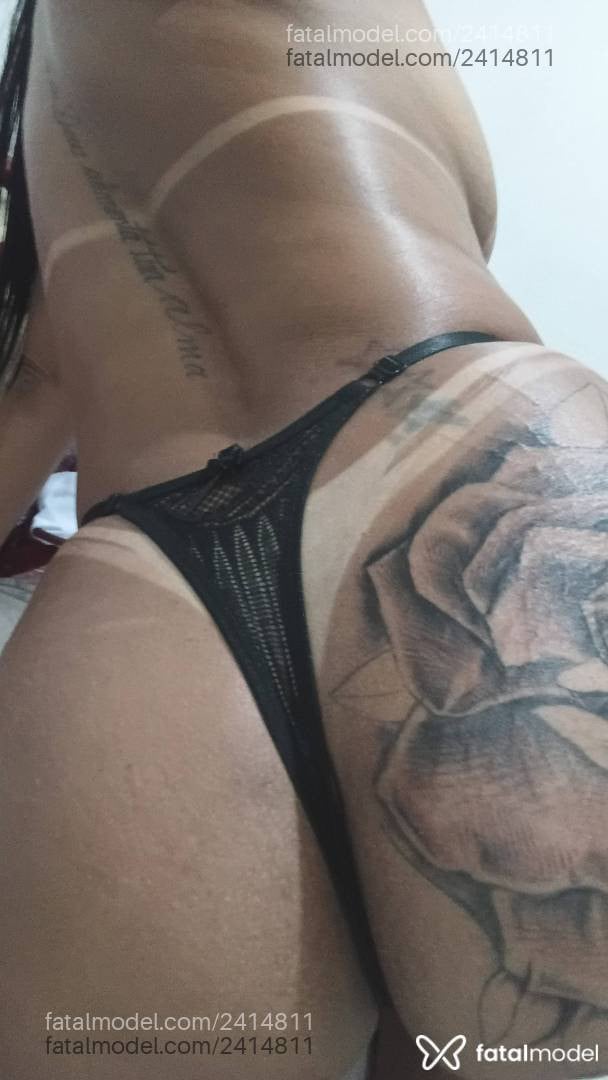 Acompanhante mulher morena (o) de olhos castanhos - Camila