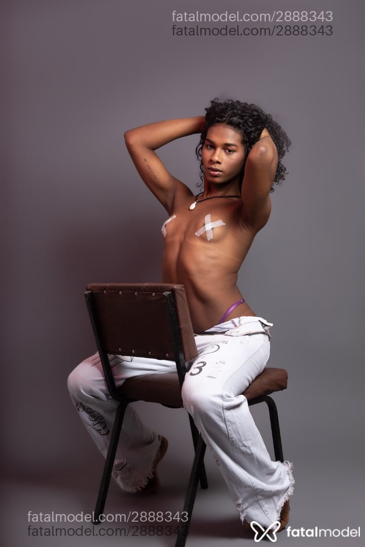 Acompanhante mulher trans morena (o) de olhos castanhos em Alagoinhas - Sloanesurfistinha