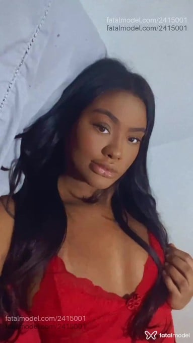 Acompanhante mulher com cabelo castanho de olhos castanhos em Volta Redonda Acompanhante mulher com cabelo castanho de olhos castanhos em Volta Redonda - Vic Alves