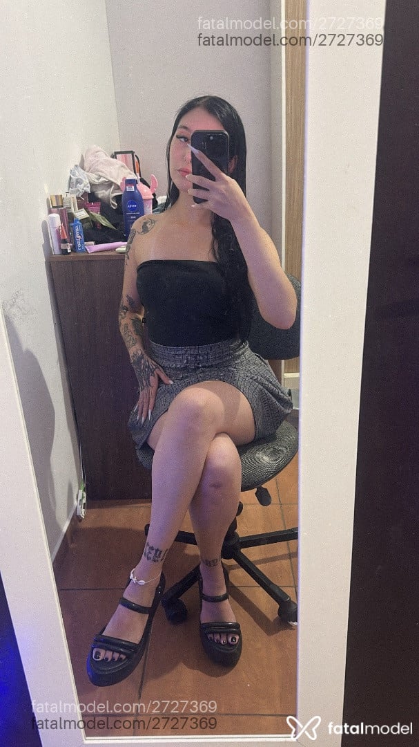 Acompanhante mulher com cabelo castanho de olhos castanhos - Lelezinha Acompanhante mulher com cabelo castanho de olhos castanhos - Lelezinha
