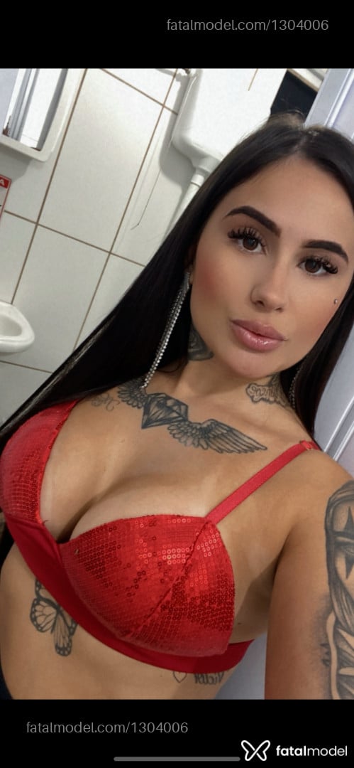 Acompanhante mulher morena (o) de olhos castanhos em Caxias do Sul - Camila Moura