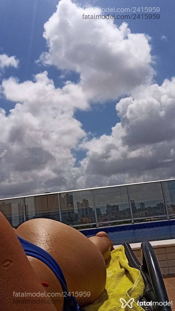 Acompanhante mulher com cabelo castanho de olhos castanhos - Larissa Acompanhante mulher com cabelo castanho de olhos castanhos - Larissa