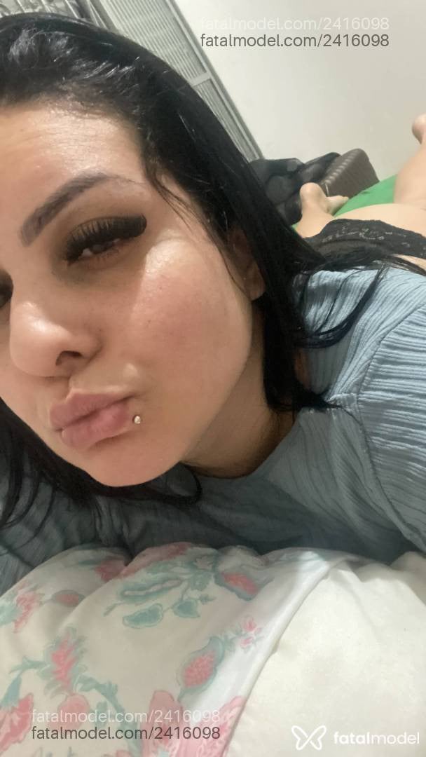 Acompanhante mulher morena (o) de olhos castanhos em Campo Mourão Acompanhante mulher morena (o) de olhos castanhos em Campo Mourão - Karen Eduarda