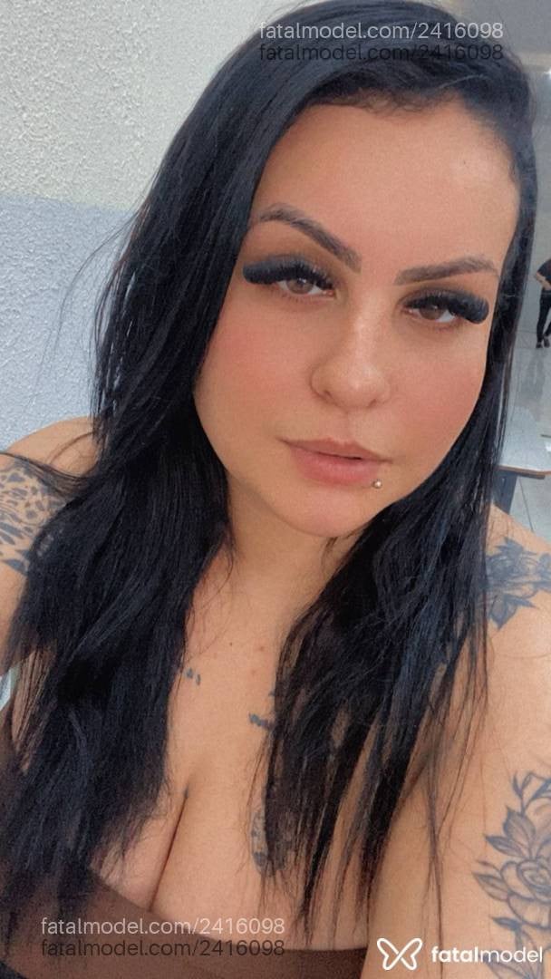 Acompanhante mulher morena (o) de olhos castanhos em Campo Mourão - Karen Eduarda