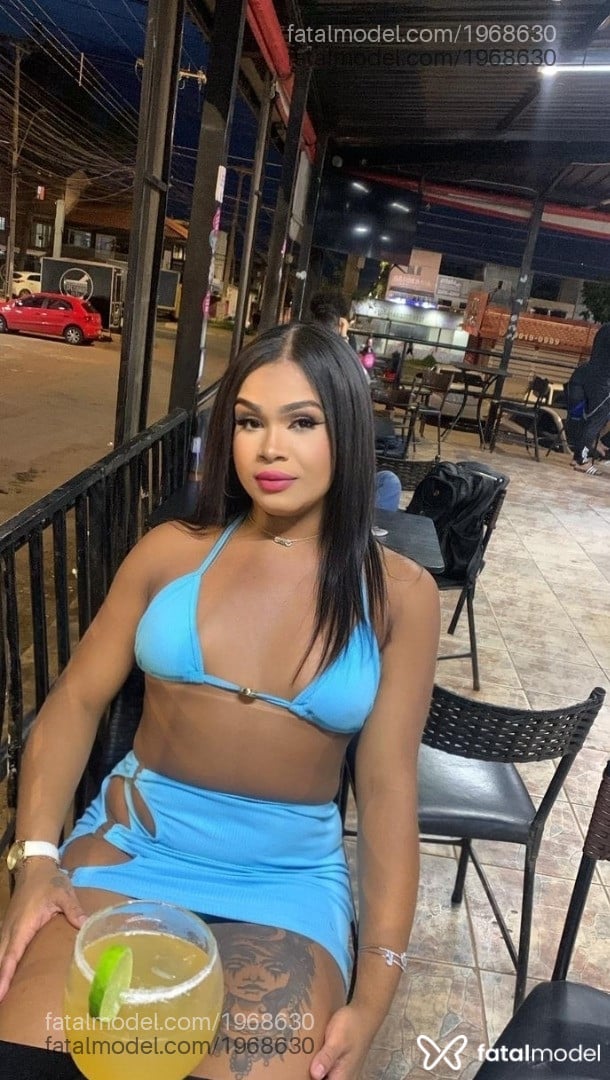 Acompanhante mulher trans morena (o) de olhos castanhos em São Paulo - Beatriz
