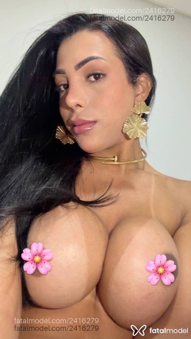 Acompanhante mulher trans morena (o) de olhos castanhos - Pamela Paniquete