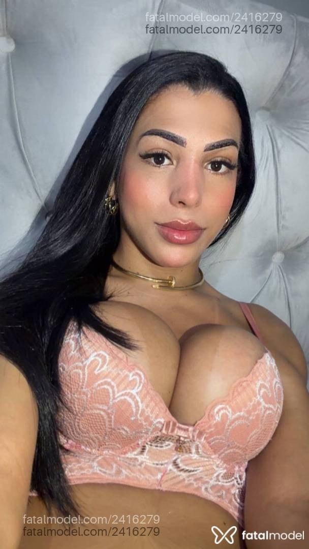 Acompanhante mulher trans morena (o) de olhos castanhos - Pamela Paniquete