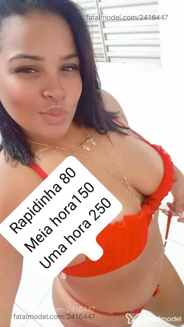 Acompanhante mulher loira (o) de olhos castanhos em Unaí - Raquelzinha