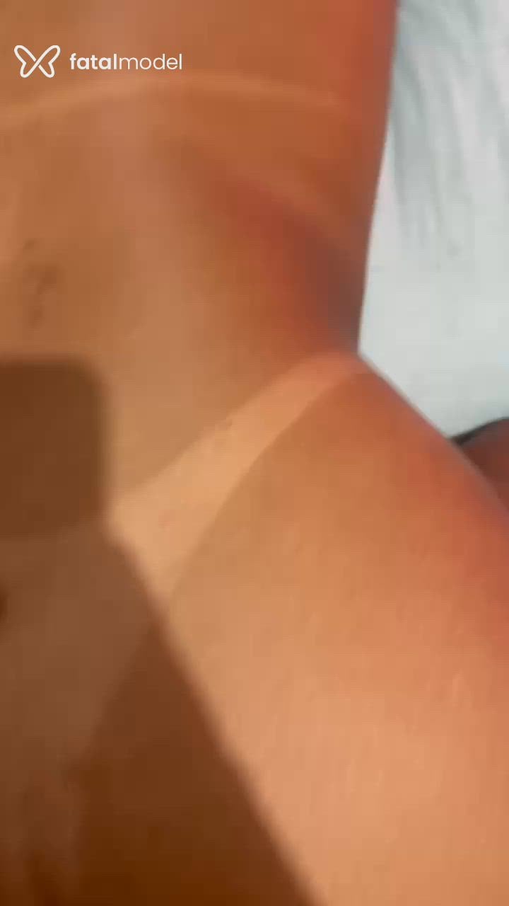 Acompanhante mulher loira (o) de olhos castanhos - Raquelzinha Acompanhante mulher loira (o) de olhos castanhos - Raquelzinha