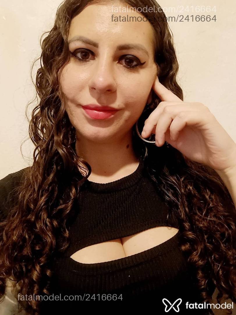 Acompanhante mulher com cabelo castanho de olhos castanhos - Fernanda
