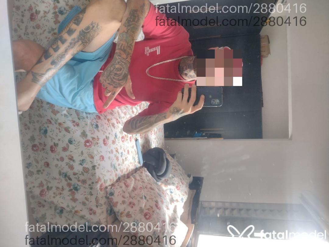 Acompanhante homem com cabelo castanho de olhos castanhos em São Paulo - Piloto