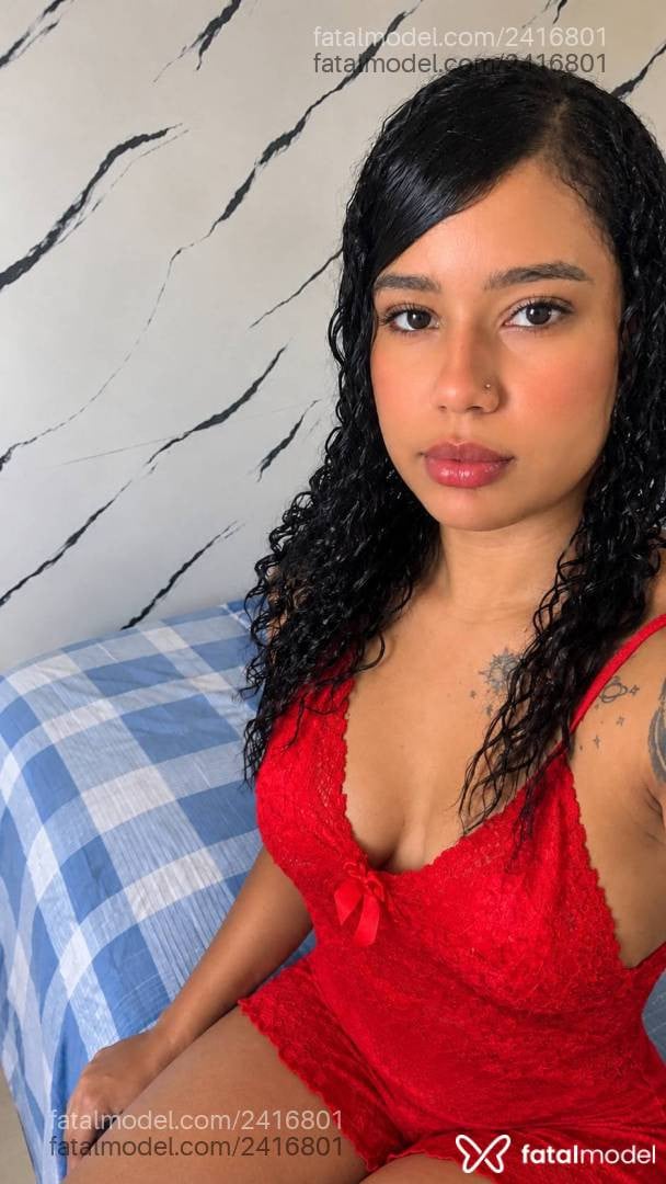 Acompanhante mulher morena (o) de olhos mel - Tainá