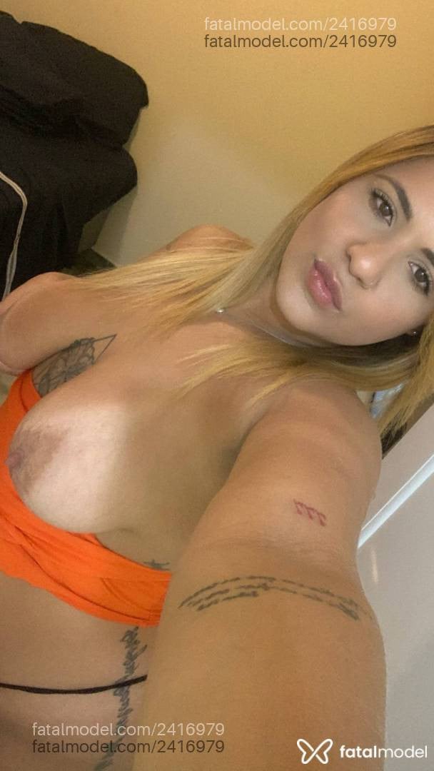 Acompanhante mulher loira (o) de olhos mel em Campos dos Goytacazes - Livia