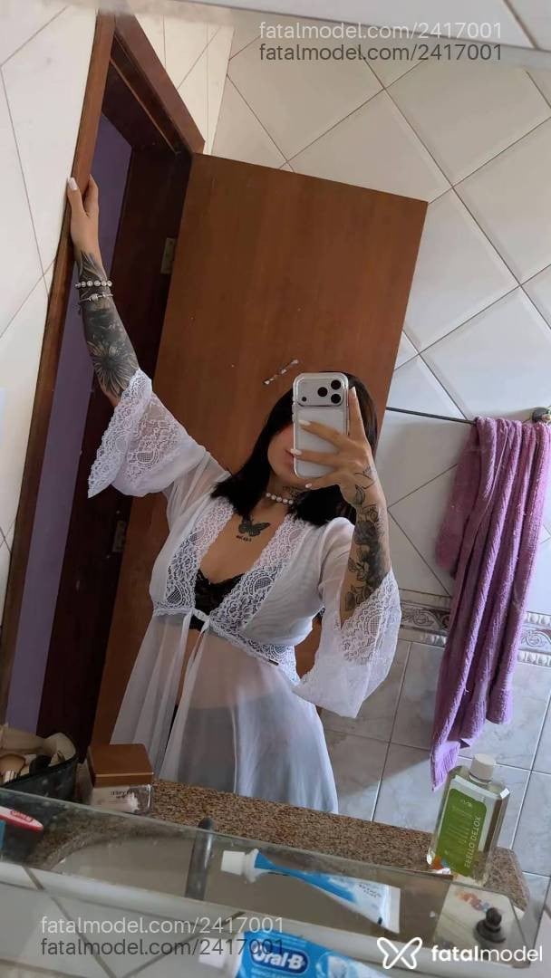 Acompanhante mulher morena (o) de olhos pretos - Eduarda Avila