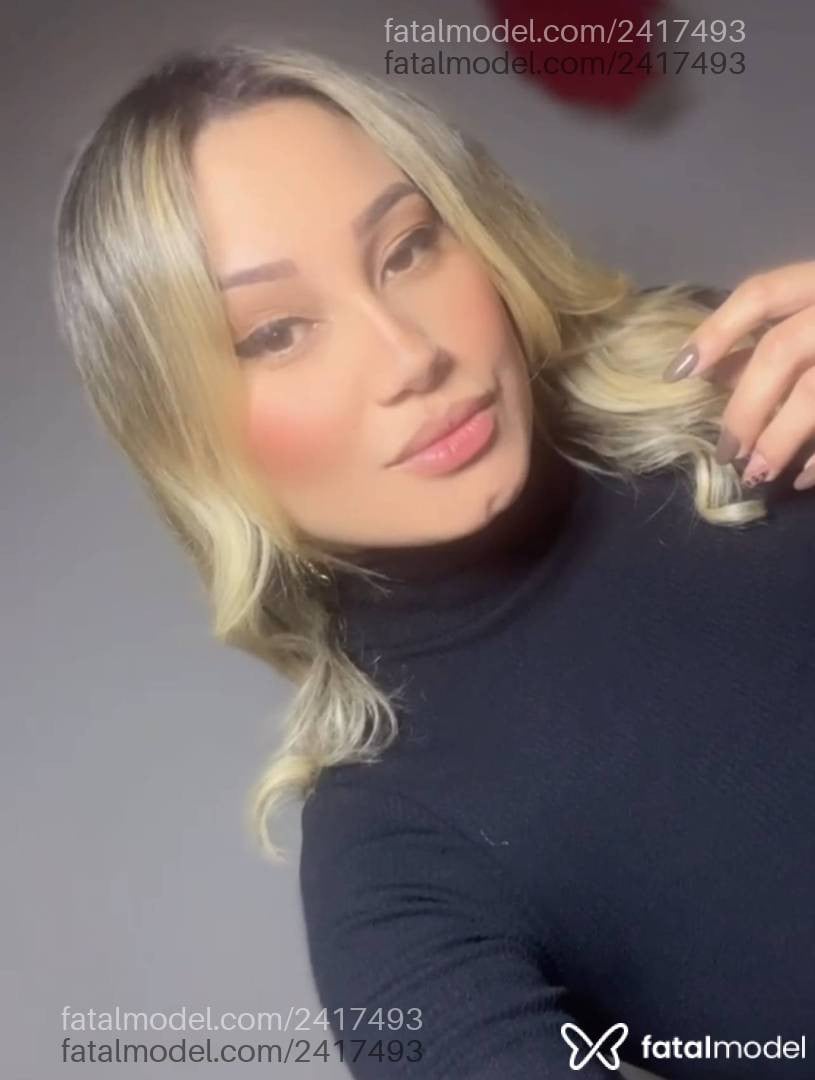 Acompanhante mulher loira (o) de olhos castanhos em São Gabriel do Oeste - Samanta